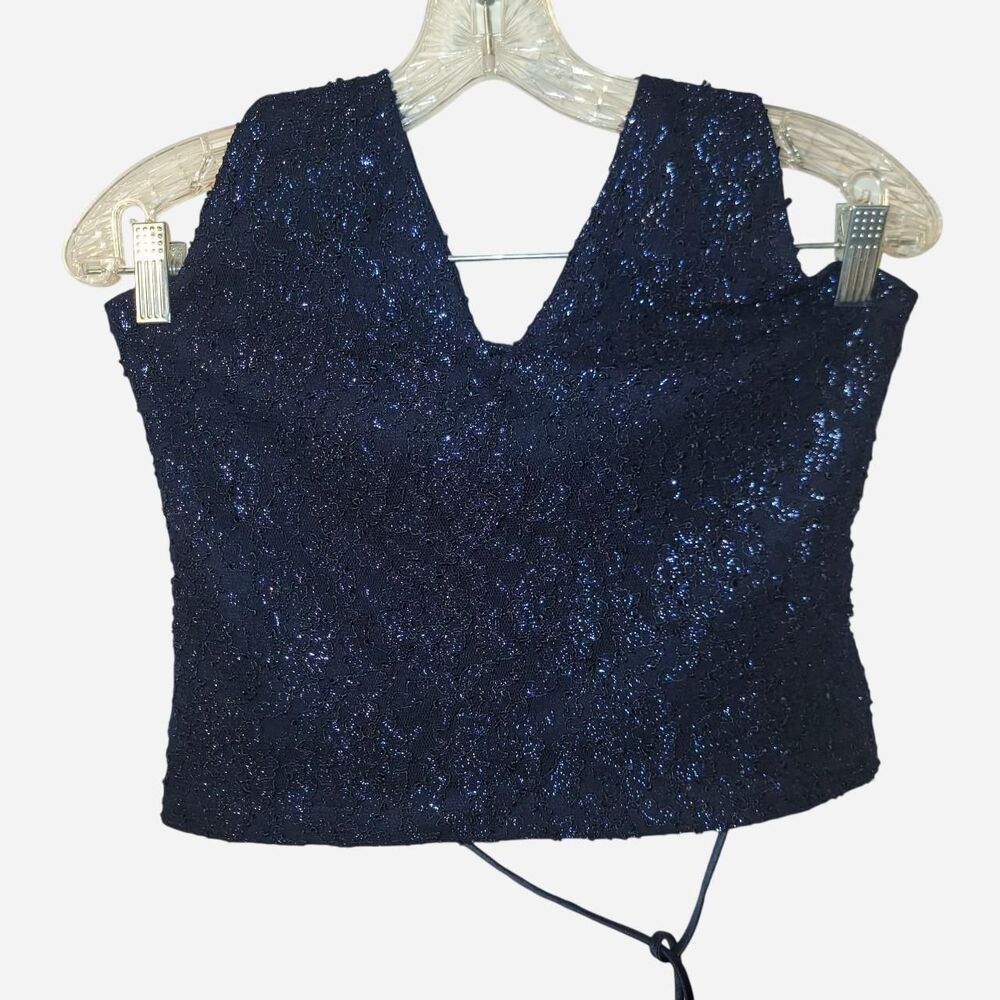 Unbranded Women's Navy and Blue Top